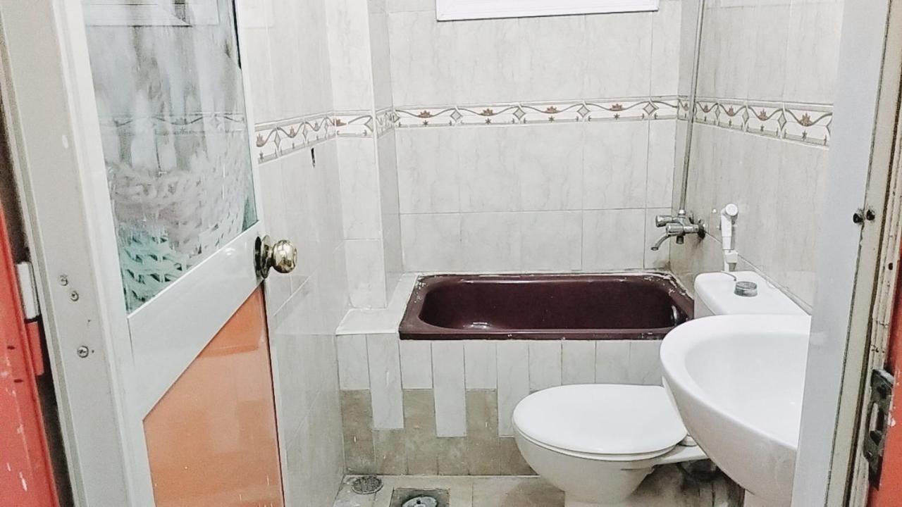 Family Apartment - Next To Abdeen Palace And Museum ไคโร ภายนอก รูปภาพ